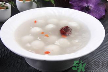 米酒變酸是什么原因 米酒變酸還能喝嗎？