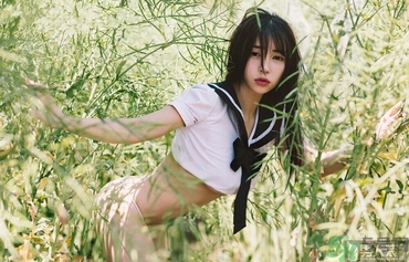 16歲女生乳房發(fā)育圖片？16歲女生還能長(zhǎng)高么？