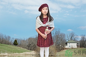 8歲男孩標準身高體重是多少？8歲女生標準身高體重是多少？