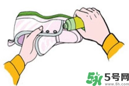 運動鞋怎么清洗？如何清洗運動鞋？