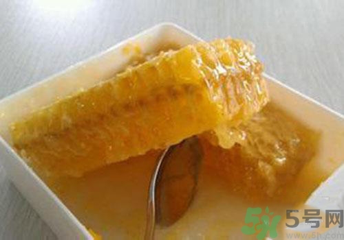 糖尿病可以吃蜂膠嗎？吃蜂膠降血糖嗎？