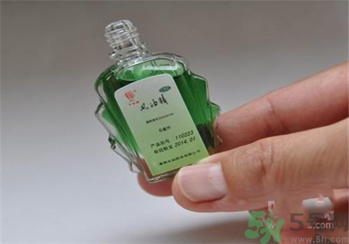 寶寶可以用風(fēng)油精嗎？寶寶用風(fēng)油精好嗎？