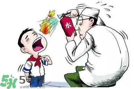 慢性咽炎的發(fā)病因素？慢性咽炎的并發(fā)癥有哪些？