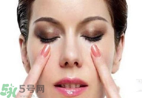 秋季眼睛干澀怎么辦？秋季眼睛干澀怎么調(diào)理？