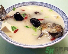 孕婦喝鯽魚湯有什么好處？孕婦喝鯽魚湯的功效與作用