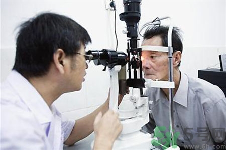 青光眼的發(fā)病因素是什么？青光眼的并發(fā)癥有哪些？