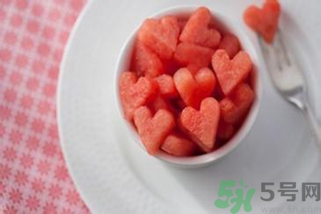 秋季為什么不能吃瓜？秋季吃瓜有什么危害？