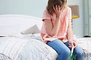 女人不孕不育是什么原因引起的？女人不孕不育怎么檢查？
