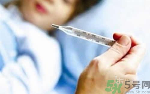 寶寶發(fā)燒多少度要吃退燒藥？寶寶發(fā)燒退燒藥多久吃一次？