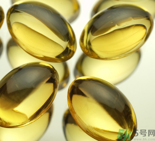 魚肝油可以補(bǔ)鈣嗎？魚肝油可以和鈣片一起吃嗎？