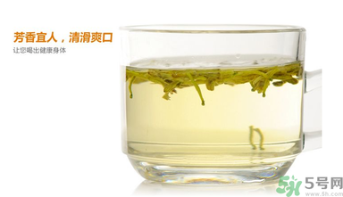 金銀花可以和羅漢果一起泡水喝嗎？羅漢果金銀花茶功效及做法
