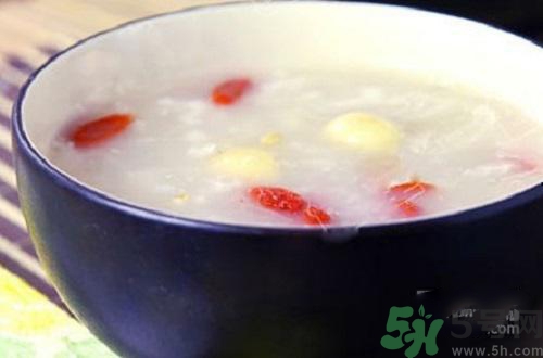 秋天喝什么粥比較好？秋天喝粥的好處