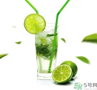 青檸檬好還是黃檸檬好？青檸和黃檸的區(qū)別
