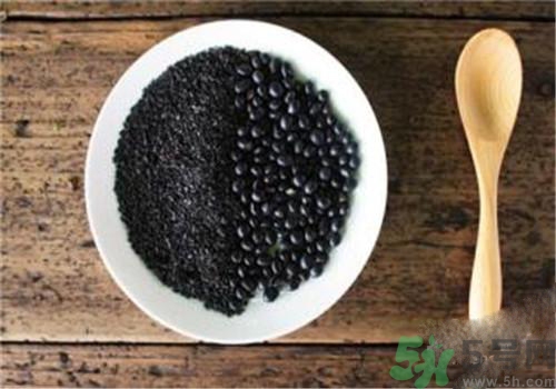 眼睛干澀吃什么好？眼睛疲勞吃什么好？