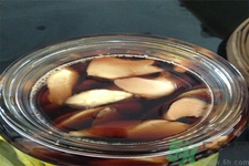 醋泡姜可以吃嗎？吃醋泡姜對(duì)人身體有什么好處嗎？