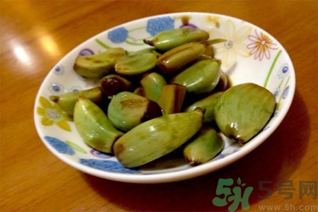  醋泡大蒜對(duì)健康有什么影響？醋泡大蒜的做法是什么？