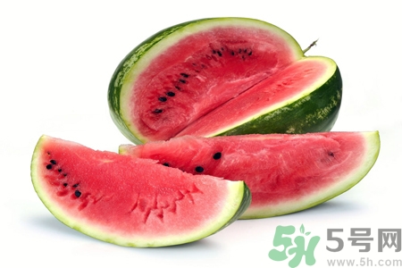 口腔潰瘍可以吃西瓜嗎？口腔潰瘍能不能吃西瓜？