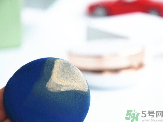 age20s粉底霜怎么用？愛紀二十粉底霜使用方法