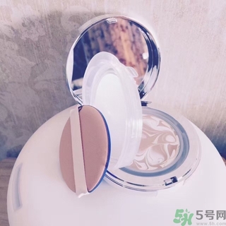 age20s粉底霜怎么用？愛紀二十粉底霜使用方法