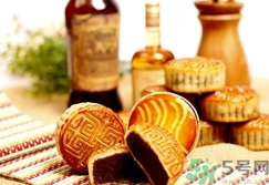 吃月餅可以喝啤酒嗎？吃完月餅可以喝啤酒嗎？