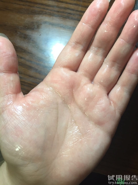 春雨和水光面膜哪個好？春雨面膜和水光面膜哪個好？