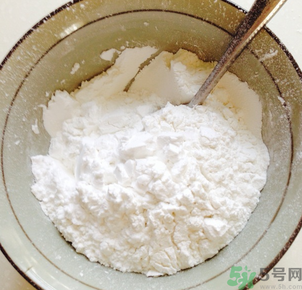 冰皮月餅粉什么牌子好？冰皮月餅粉要蒸嗎？