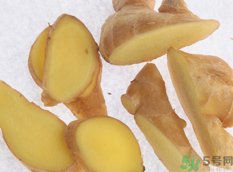 產(chǎn)后脫發(fā)吃什么好？治療產(chǎn)后脫發(fā)的小偏方