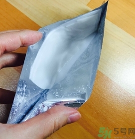 桃淑屋水光面膜和jayjun水光面膜哪個(gè)好？