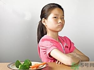 寶寶挑食不愛吃飯怎么辦？寶寶挑食怎么辦？