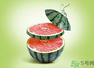 凍成冰的西瓜能吃嗎？吃西瓜拉肚子是怎么回事？