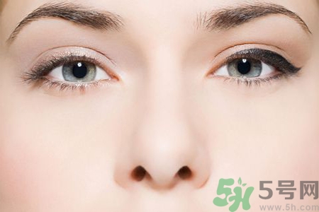 鼻翼長痘痘怎么回事？鼻翼長痘痘的原因是什么？