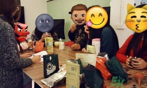 三只松鼠和百草味哪個好？三只松鼠和百草味哪個好吃？