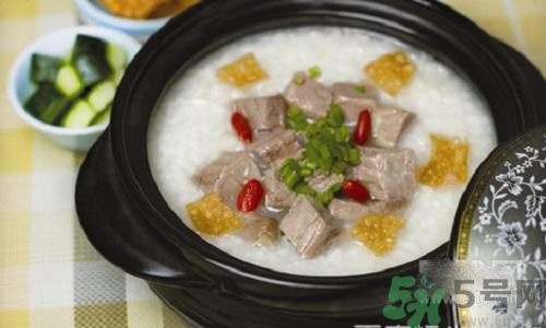 枸杞和什么一起煮粥比較好？枸杞怎么煮粥？