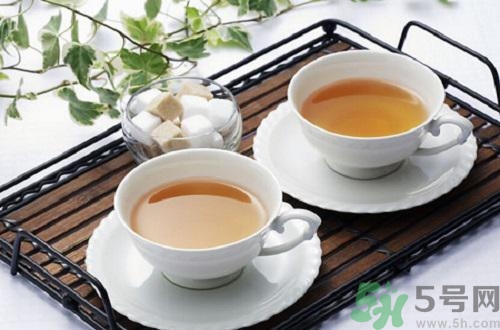 黃芪當(dāng)歸可以泡水喝嗎？黃芪當(dāng)歸泡水喝有什么功效？