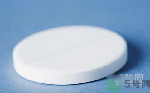 鈣片可以空腹吃嗎？鈣片空腹吃好嗎？