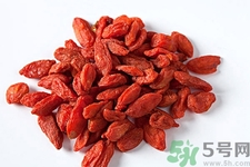 枸杞子泡酒怎么泡？枸杞酒的制作方法是什么？