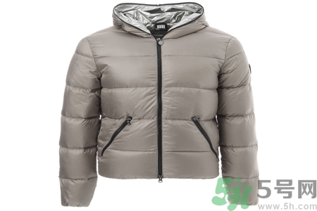 羽絨服日常如何保養(yǎng)？羽絨服局部清潔的方法有哪些？