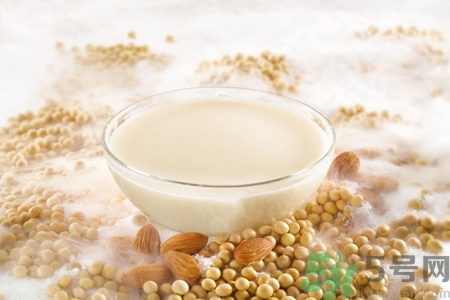 豆?jié){是堿性還是酸性？豆?jié){是涼性還是熱性？