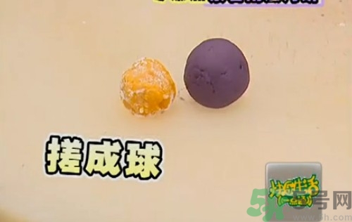 水晶月餅用的什么粉？水晶月餅的做法及配方