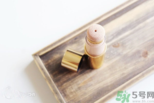 estee lauder氣墊粉底棒怎么樣？雅詩(shī)蘭黛氣墊粉底棒好用嗎？