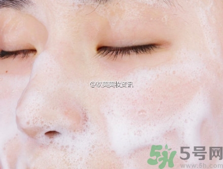 dillydelight荔枝潔面膜怎么樣？韓國荔枝面膜使用方法？