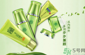 相宜本草和百雀羚哪個好用？百雀羚和相宜本草哪個更好一點？