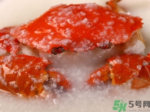 蘋(píng)果和螃蟹能一起吃嗎？吃螃蟹不能吃什么水果和食物？