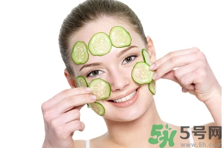 貼黃瓜片后要洗臉嗎？敷黃瓜片后需要洗臉嗎？