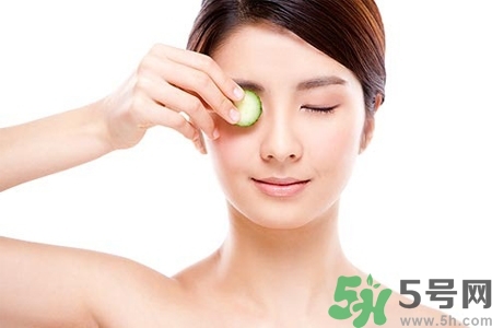 貼黃瓜片后要洗臉嗎？敷黃瓜片后需要洗臉嗎？