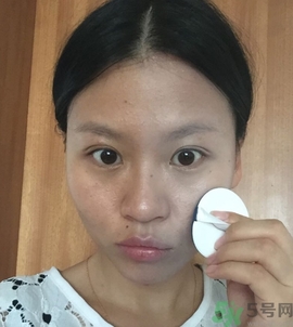 夢妝凈致氣墊粉底液多少錢？夢妝桃花遮瑕氣墊價格