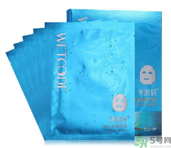 秋季用什么面膜好？秋季補(bǔ)水面膜推薦
