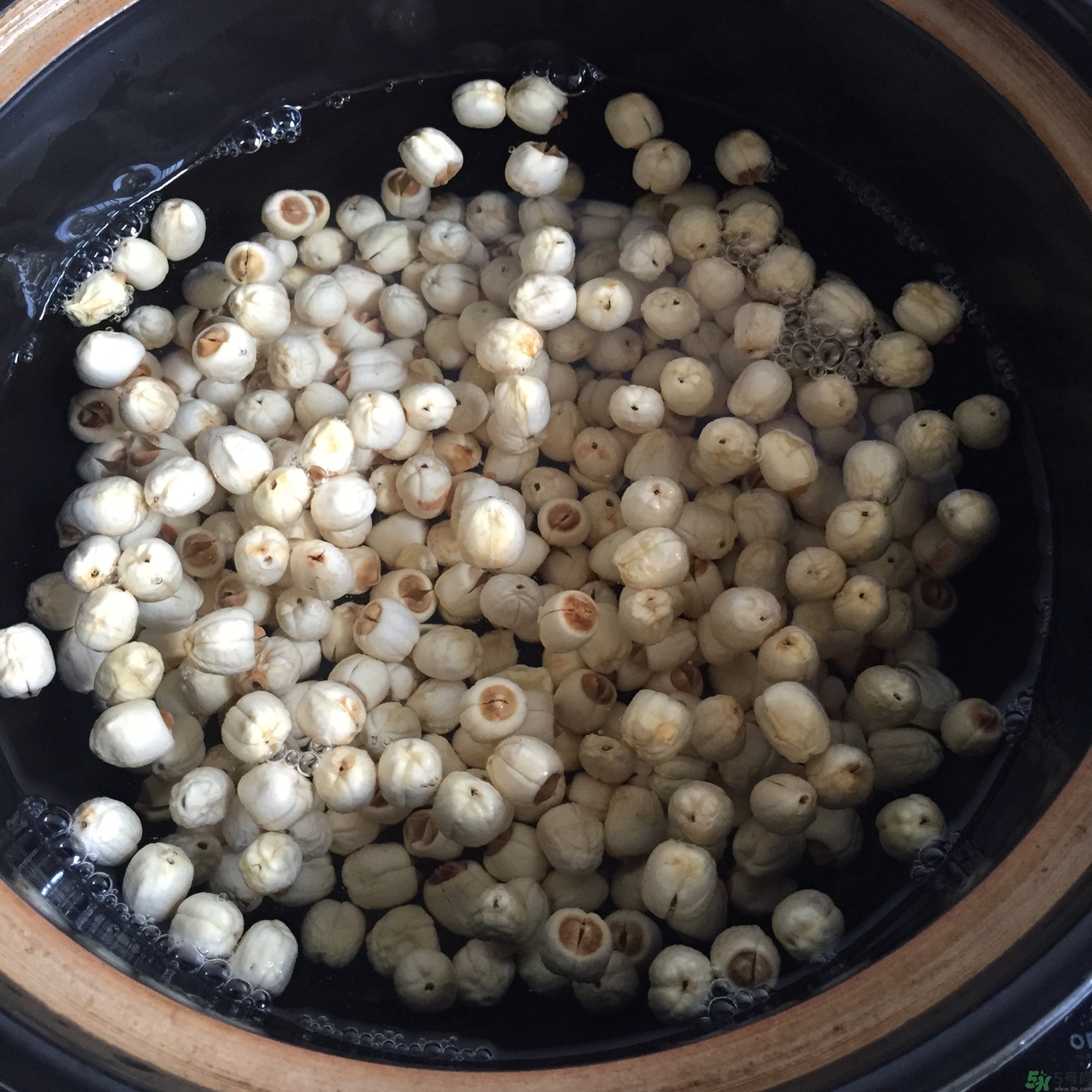 蓮蓉月餅的餡料是什么？蓮蓉月餅的餡料怎么做？