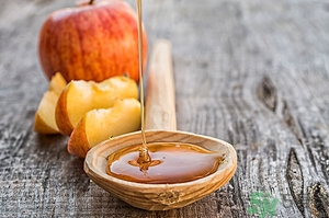 蘋(píng)果和蜂蜜可以一起吃嗎？蘋(píng)果和蜂蜜可以榨汁嗎？
