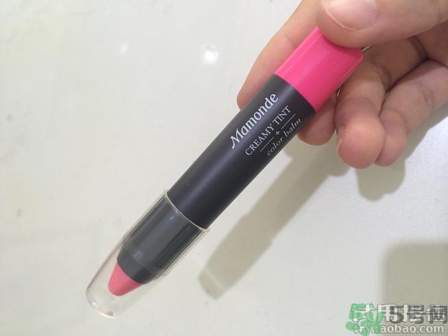 夢妝唇膏筆怎么用?夢妝唇膏筆使用方法。